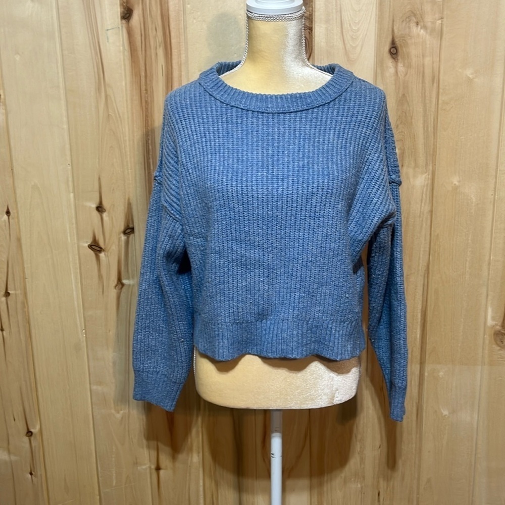 American Eagle Light Blue Boxy Oversized Knit Sweater‎ Size L